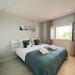 Twins 2 With Pool By Homing Albufeira