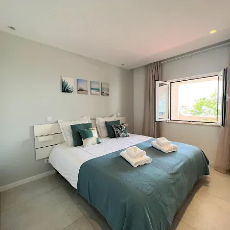 Twins 2 With Pool By Homing Albufeira